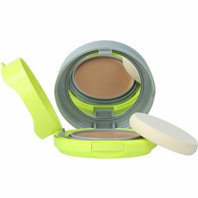 Crème Hydratante avec Couleur Shiseido Sports BB Compact Demi teinte Bei 43,99 €