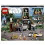 LEGO Star Wars 75365 La Base Rebelle de Yavin 4. Jouet avec 10 Minifigur