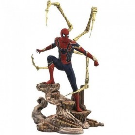 avengers 3 infinity war iron spider pvc gallery statua