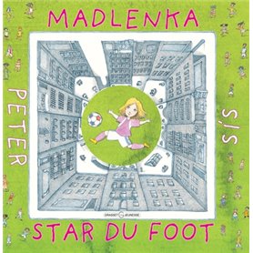 Madlenka, star du foot