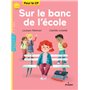 Sur le banc de l'école