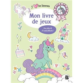 livre de jeux avec autocollants