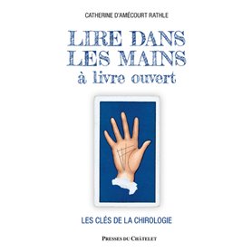 Lire dans les mains à livre ouvert