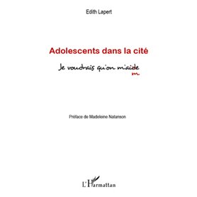 Adolescents dans la cité