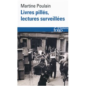 Livres pillés, lectures surveillées