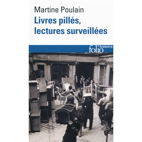 Livres pillés, lectures surveillées