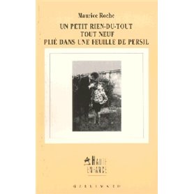 Un petit rien-du-tout tout neuf plié dans une feuille de persil