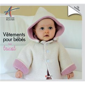Vêtements pour bébé au tricot