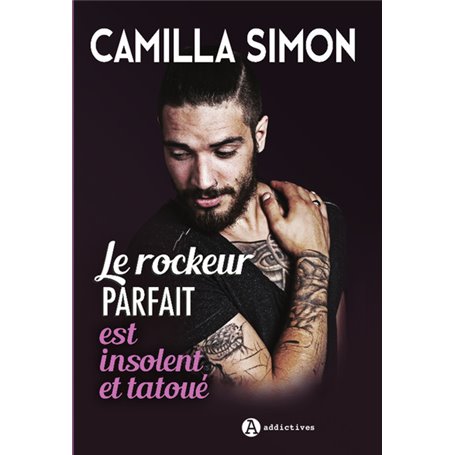 Le rockeur parfait est insolent et tatoué