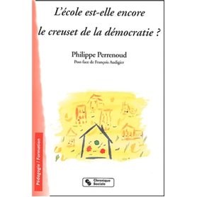 L'école est-elle le creuset de la démocratie ? éducation à la citoyenneté, quand la main droite ignore ce que fait la main gauch