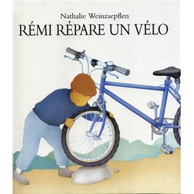 Rémi répare un vélo