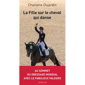 La Fille sur le cheval qui danse