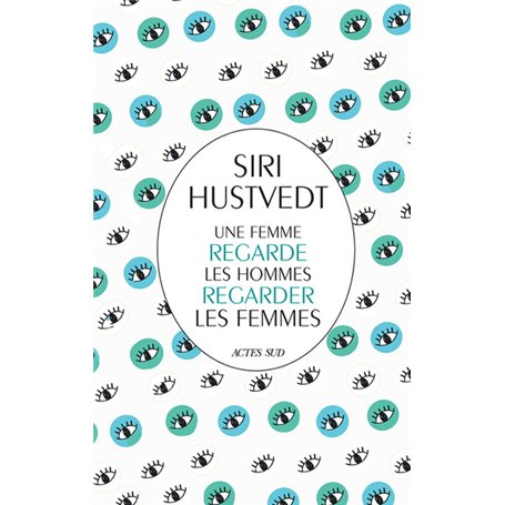 Une femme regarde les hommes regarder les femmes