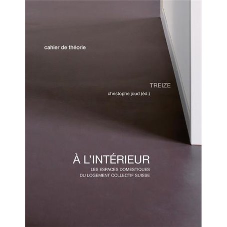 A l'intérieur