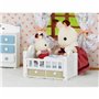 Figurine daction Sylvanian Families Baby Rabbit Chocolate Bed