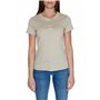 Calvin Klein Jeans T-Shirt Femme 94989