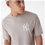 T-shirt à manches courtes homme New Era ESSNTLS LC OS TEE NEYYAN 60435555 Marron Clair (L)