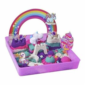 Kinetic Sand SABLE MAGIQUE - ROYAUME DES LICORNES 907 G + 8 MOULES - Créez Différentes Formes Hypnotisantes avec Ce Sable Magiqu