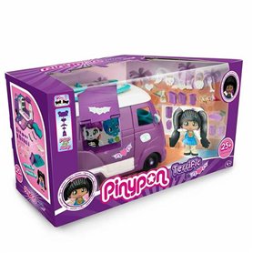 Figurine daction Famosa