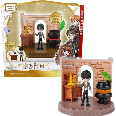 Wizarding World HARRY POTTER - PLAYSET COURS DE POTION - Coffret Univers Magique Cours De Potion Avec 1 Figurine Articulée Harry