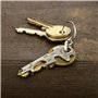 True Utility Key Tool - 8 In 1 Multitool - Couteau coupeur de coffre-fort, tournevis, décapsuleur, lime à ongles, pince à épiler