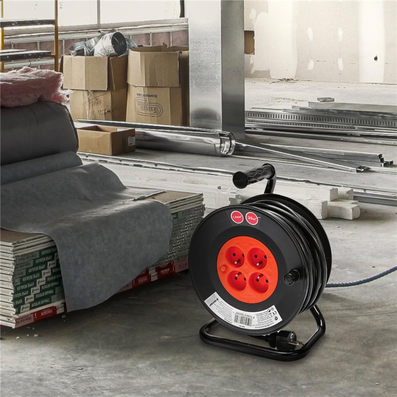 Image secondaire de Velamp REEL-FR-25 Rallonge Prolongateur électrique 25 m avec enrouleur 4 Prises 16 A section 3G1,5 mm² + coupe-circuit. Noir et
