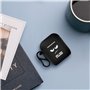 kwmobile Housse pour écouteurs Compatible avec Apple Airpods 1 & 2 Coque - Coque de Protection en Silicone - Blanc-Noir-Noir