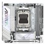 GIGABYTE X870I AORUS Pro Ice Carte mère - Compatible avec Les processeurs AMD Ryzen série 9000, VRM 8+2+1 Phases, jusqu'à 8400 M