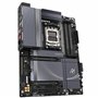 GIGABYTE B850 AI Top Carte Mère - Processeurs AMD Ryzen Série 9000, 16+2+2 Phases VRM numériques, jusqu'à 8600MHz DDR5 (OC), 2xP