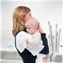 Sophie la Girafe - Corbeille de Naissance - Jouet d'Eveil - Les essentiels de bébé - 1 Doudou, 1 lange, 1 jouet à mâcher et 1 ho