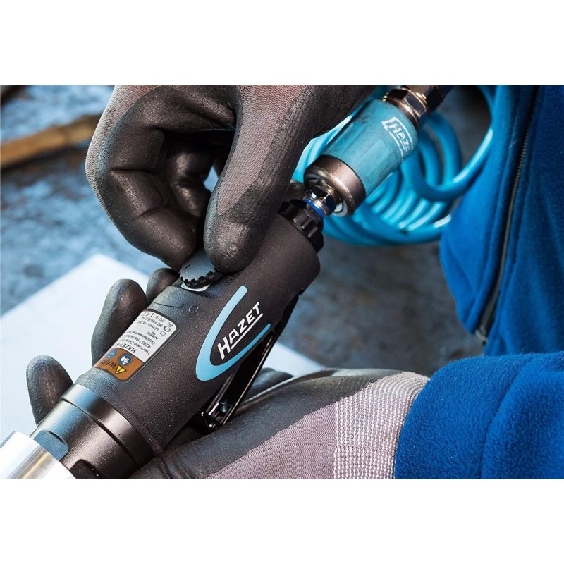 Image secondaire de HAZET Cisaille à tôle 9036N-5 I Lame haute performance pour un rendement de coupe maximal : acier 1,2 mm / alu 1,6 mm I Découpe