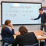 Écran de projection portable 100" 16:9 4K HD avec support pour intérieur ou extérieur