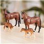 Terra by Battat Branford AN2822Z Figurine Famille 4 Chevaux Animaux de Grange Marron
