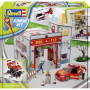 Revell Junior Kit 00850 Playset Caserne de Pompier avec Voiture à Construire échelle 1/20