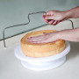 Praknu Set de 4 Ustensiles de Décoration pour Gâteaux - Plateau Tournant, Spatule, Pelle a Gateau et Fil pour Genoise