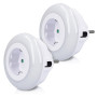 kwmobile 2x Veilleuse LED automatique - Lampe de nuit murale avec prise intermédiaire capteur crépusculaire 3 couleurs - Lumière