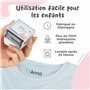 StiKiddo® Tampon Vetement Enfant - Tampon Personnalisable pour Textiles et Papier - Prénom Marqueur Vetement Enfant pour Crèche 