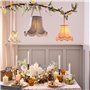 Lights4fun Guirlande de Printemps Pré-Illuminée de 1,8 m avec Feuillage et Fleurs Artificiels et 20 LED Blanc Chaud à Piles avec