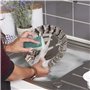 MATANA 20 Assiettes en Plastique Argentées, 22,5 cm - Solides et Réutilisables - pour Fêtes, Anniversaires, Mariages, Baptêmes, 