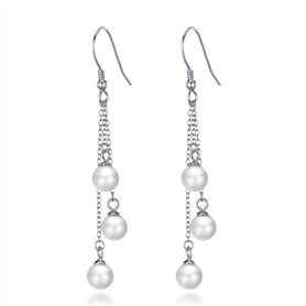 Boucles d'oreilles pendantes en argent sterling avec triple perle blanche