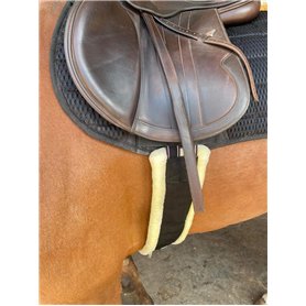 Preto Sangle de selle synthétique équine avec extrémités élastiques douces en fausse fourrure/vison/polaire - Sangle en nylon ré