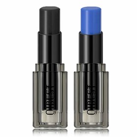 Rouge à lèvres noir et bleu