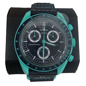 Swatch Montre-bracelet Moonswatch Omega x Mission to Earth Polar Lights en Biocéramique