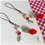 AIRHSKWI Pendentif en forme de fraise - Perles colorées - Porte-clés détachable pour téléphone portable - Décoration de sac - Bi