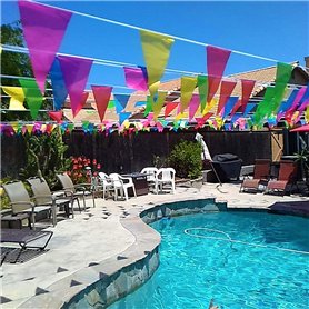WINSHEA Fanion Bannière 160 Mètres Triangle Fanions Triangle Drapeau Triangle Double pour Décorer Jardin Mariage Anniversaire Fê