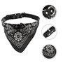 UEETEK Collier Cuir PU Réglable Echarpe Foulard Bandana pour Chiens Chats Animaux de Compagnie Noir Size M