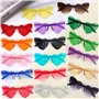 MOYKSRR 18 Paires de Lunettes en Forme de Cœur Hippie rétro, Drôle de Lunettes de Soleil, Ensemble de Lunettes de Rétro, Convien