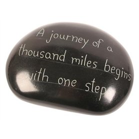 Un Voyage de Mille Miles Commence avec une étape – inspirants sentiment Message Presse-papier en cristal – sculpté à la main pi