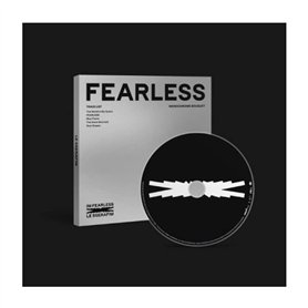 Le Sseafim Fearless 1st Mini album monochrome avec bouquet + Trakcing scellé