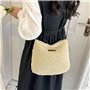 1 Pcs Femme Sac à Bandoulière en Paille Sac de Plage D'été Sac à Bandoulière Mode avec Fermeture Éclair et Sangle Réglable Convi